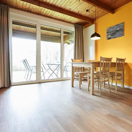 Feriehus Blockhaus Im Ostseeresort Dampland Damp