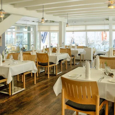 Blockhaus Im Ostseeresort Dampland Hébergement de vacances Damp